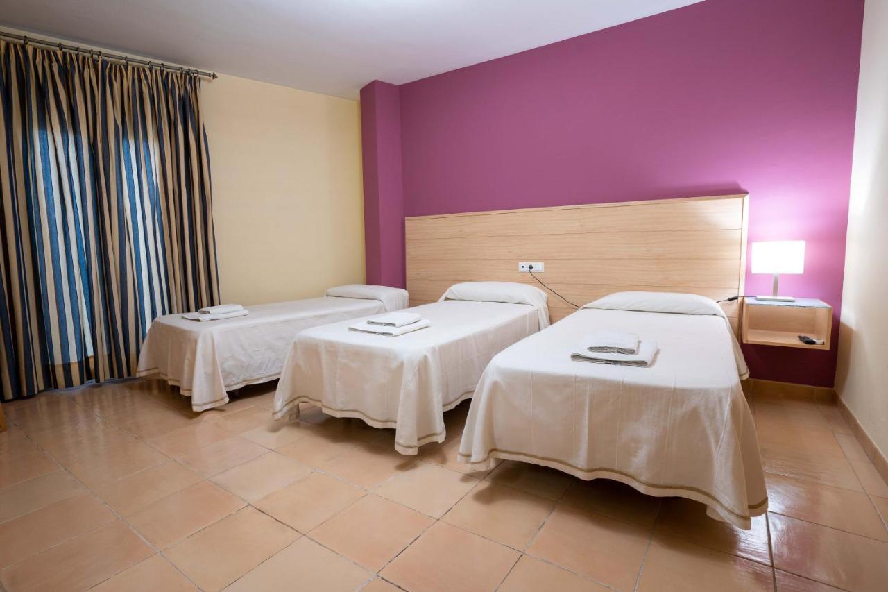 Hotel Sierra De Huesa Ngoại thất bức ảnh