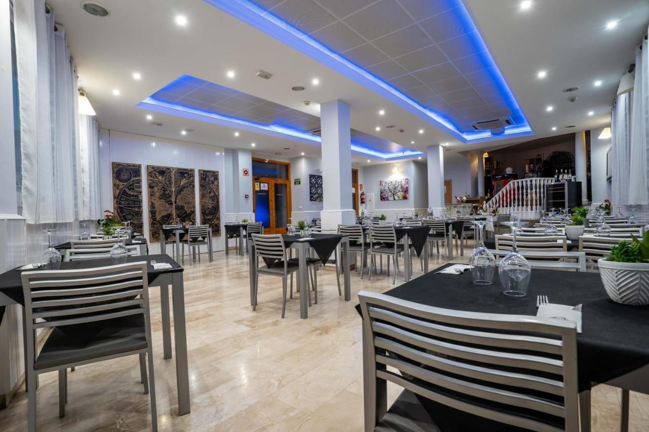 Hotel Sierra De Huesa Ngoại thất bức ảnh